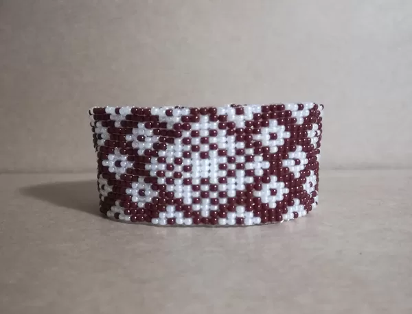 Ivetas Likteņa zīme ieausta aprocē